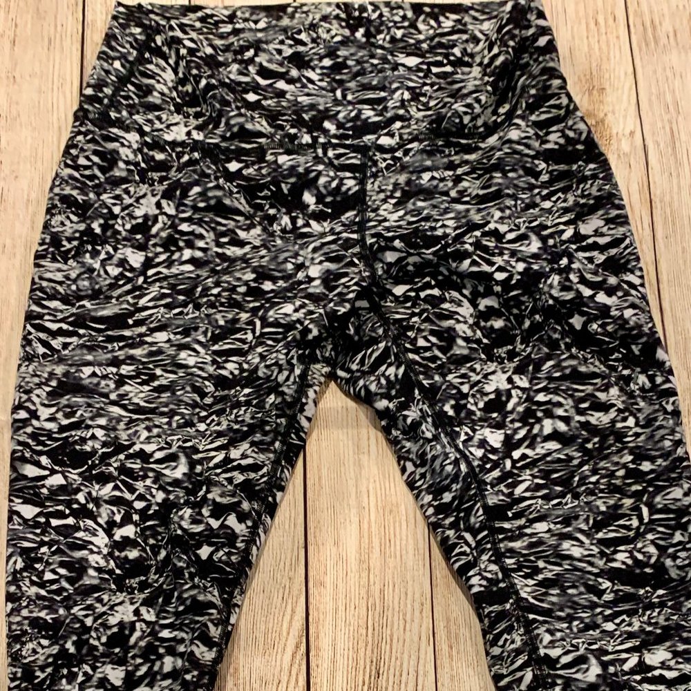 Lululemon workout tights / leggings